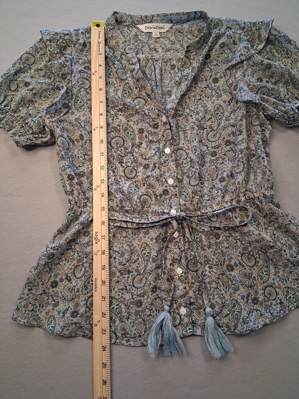 DAVI & DANI Light Sage Paisley Button-Up Tie Blouse - Picture 3 of 7